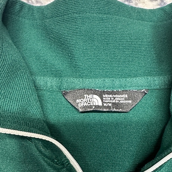 The North Face Men’s Medium Quarter Zip Pullover Green Hiking Activewear Top - Picture 2 of 7